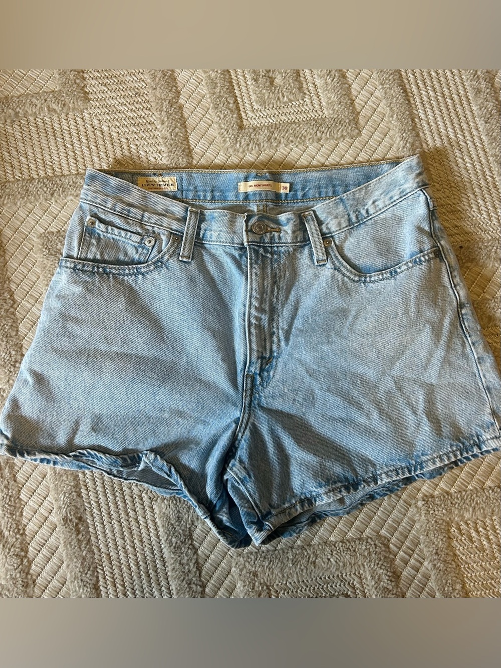 Levi's Light Blue High-Rise 60s Mom Shorts